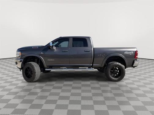 2019 RAM 2500 Laramie Crew Cab 4x4 6'4' Box