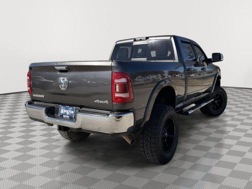 2019 RAM 2500 Laramie Crew Cab 4x4 6'4' Box