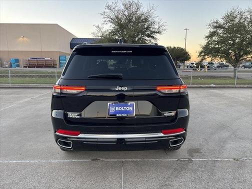 2025 Jeep Grand Cherokee Summit