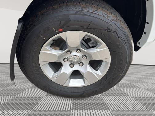 2025 RAM 1500 Lone Star