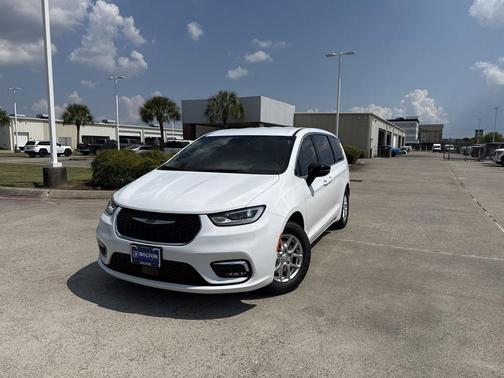 2026 Chrysler Pacifica L