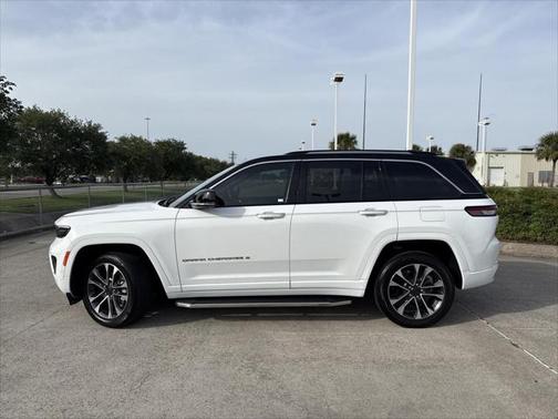 2023 Jeep Grand Cherokee Overland