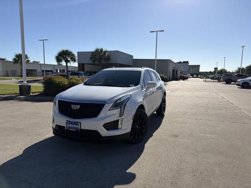 2022 Cadillac XT5 Sport