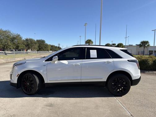 2022 Cadillac XT5 Sport
