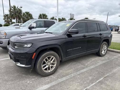 2023 Jeep Grand Cherokee L Laredo