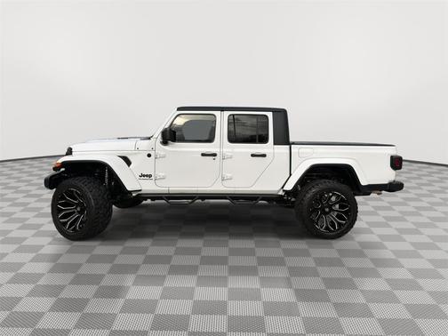 2021 Jeep Gladiator Willys 4x4
