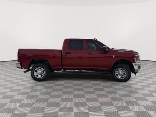 2026 RAM 2500 Tradesman Crew Cab 4x4 6'4' Box