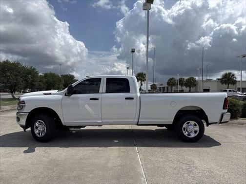 2025 RAM 2500 Tradesman Crew Cab 4x4 8' Box
