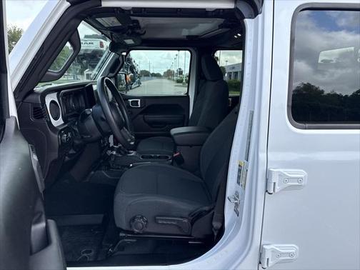 2024 Jeep Gladiator Nighthawk