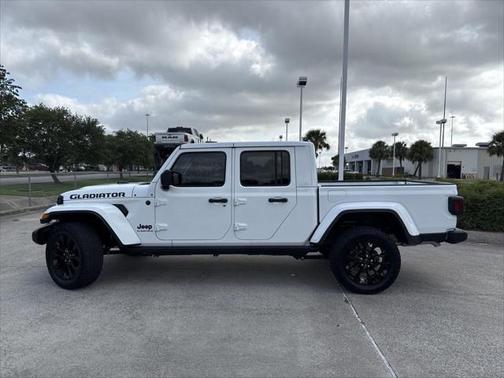 2024 Jeep Gladiator Nighthawk