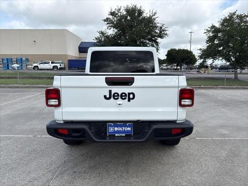 2024 Jeep Gladiator Nighthawk