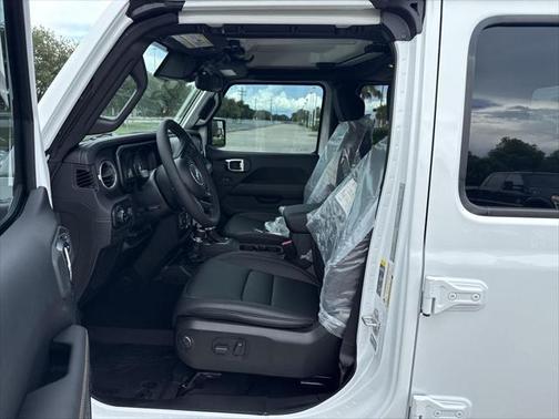 2025 Jeep Gladiator High Tide