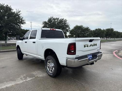2025 RAM 2500 Tradesman Crew Cab 4x4 6'4' Box