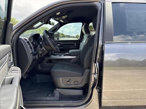 2025 RAM 2500 Lone Star Crew Cab 4x4 6'4' Box