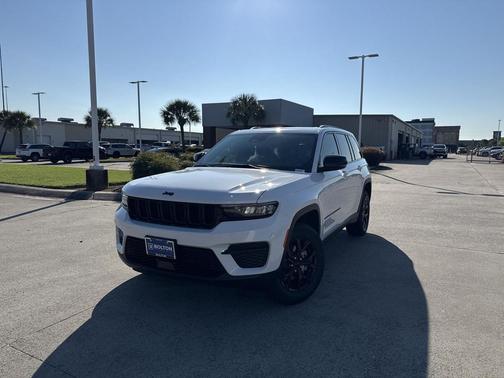 2025 Jeep Grand Cherokee Altitude