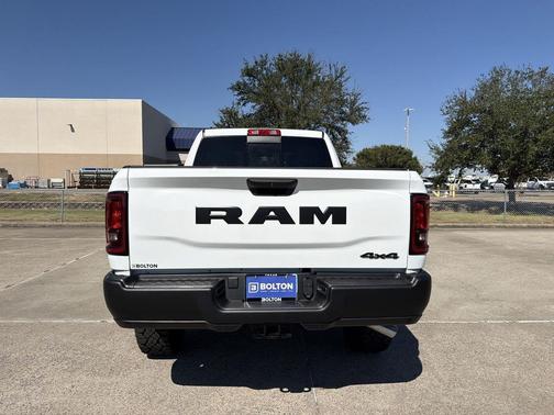 2025 RAM 2500 Tradesman Crew Cab 4x4 6'4' Box