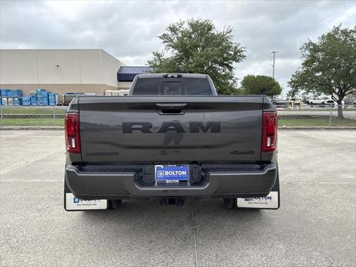 2025 RAM 3500 Laramie Crew Cab 4x4 8' Box