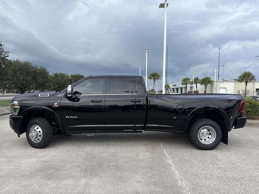 2025 RAM 3500 Longhorn