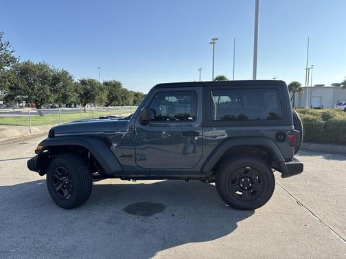 2025 Jeep Wrangler Sport