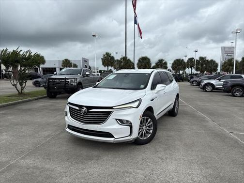 2022 Buick Enclave Essence