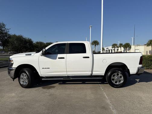 2025 RAM 2500 Lone Star Crew Cab 4x4 6'4' Box