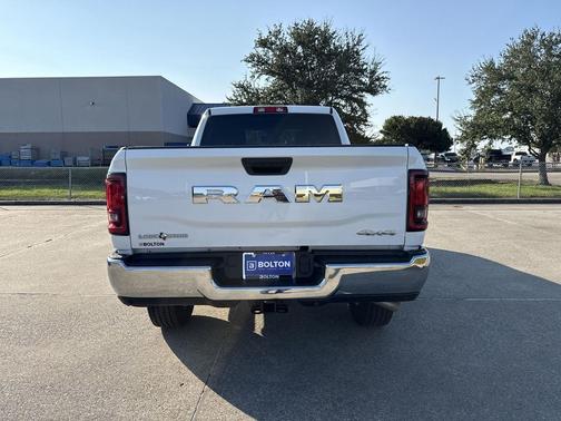 2025 RAM 2500 Lone Star Crew Cab 4x4 6'4' Box