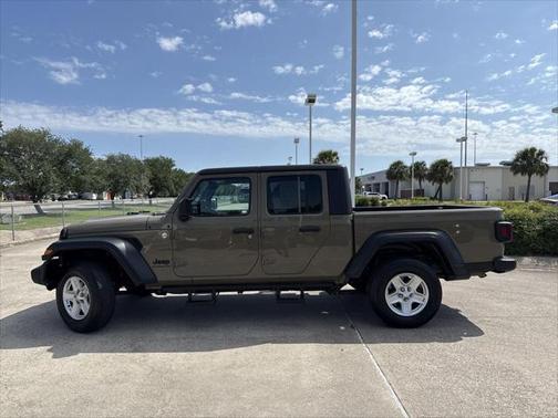 2020 Jeep Gladiator Sport S