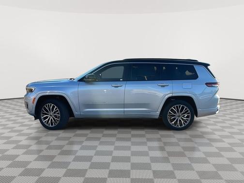 2025 Jeep Grand Cherokee L Summit Reserve