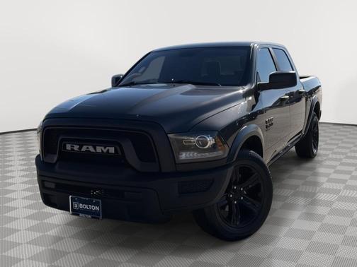 2024 RAM 1500 Classic Warlock Crew Cab 4x2 5'7' Box