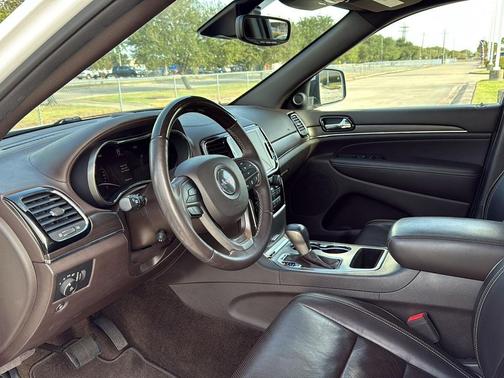 2019 Jeep Grand Cherokee Overland