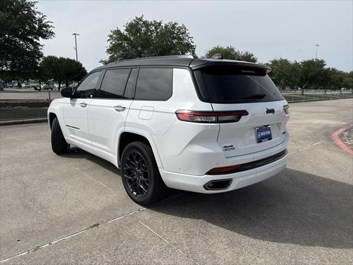 2025 Jeep Grand Cherokee L Summit