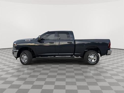 2026 RAM 2500 Tradesman Crew Cab 4x4 6'4' Box