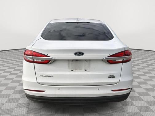 2020 Ford Fusion Hybrid SE