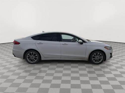 2020 Ford Fusion Hybrid SE