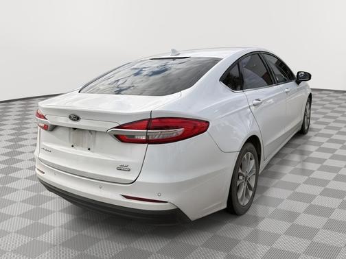 2020 Ford Fusion Hybrid SE