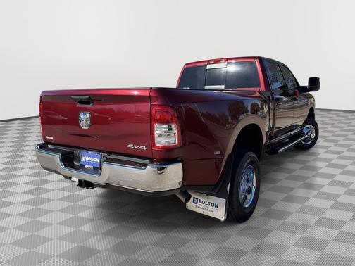 2024 RAM 3500 Tradesman Crew Cab 4x4 8' Box