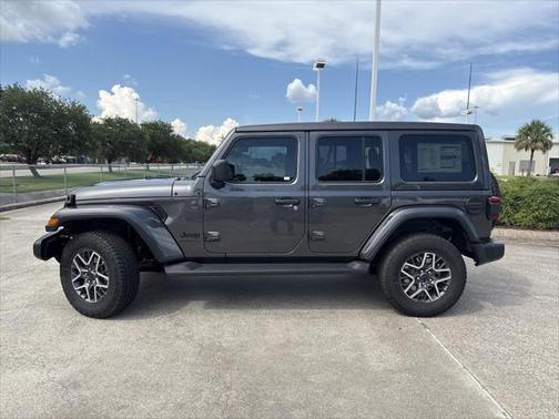 2025 Jeep Wrangler 4-Door Sahara 4x4