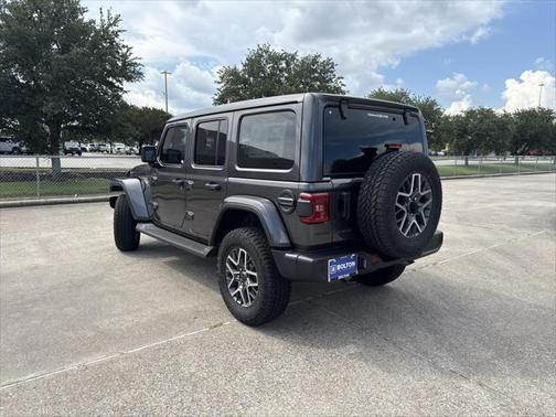 2025 Jeep Wrangler 4-Door Sahara 4x4