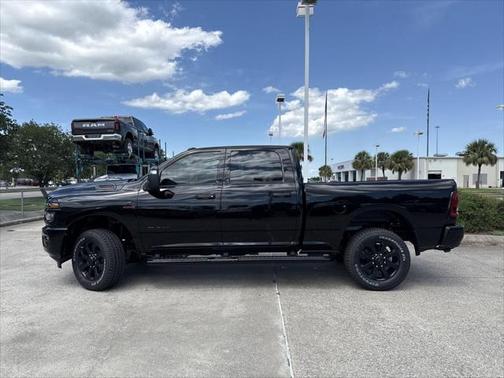 2025 RAM 2500 Lone Star Crew Cab 4x4 6'4' Box