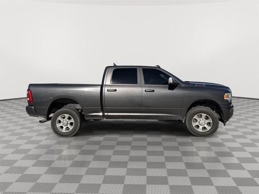 2021 RAM 2500 Lone Star Crew Cab 4x4 6'4' Box
