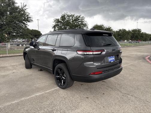 2025 Jeep Grand Cherokee L Altitude