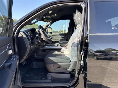 2025 RAM 2500 Lone Star Crew Cab 4x4 6'4' Box