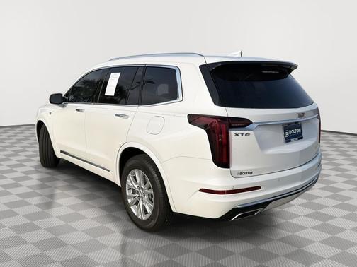 2024 Cadillac XT6 Luxury FWD