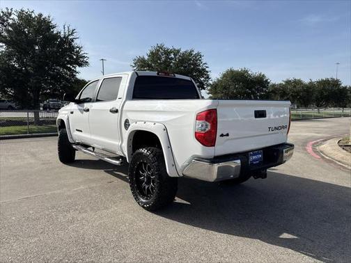 2018 Toyota Tundra SR5