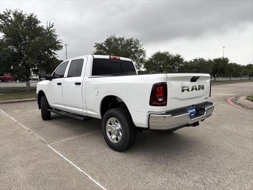 2025 RAM 2500 Tradesman Crew Cab 4x4 6'4' Box