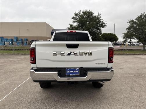 2025 RAM 2500 Tradesman Crew Cab 4x4 6'4' Box