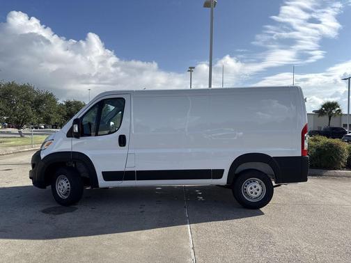 2026 RAM ProMaster 1500 Low Roof