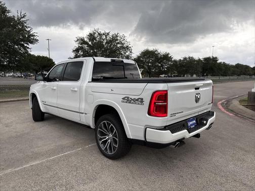 2025 RAM 1500 ST