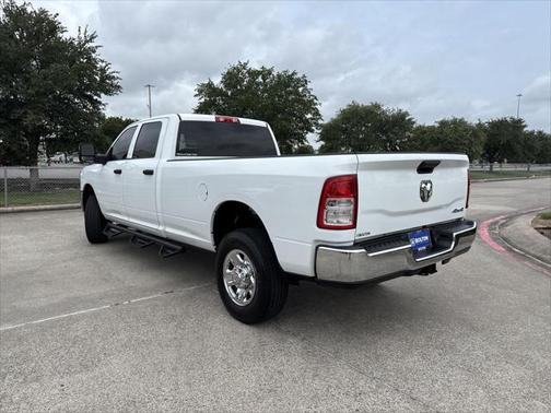 2024 RAM 2500 Tradesman Crew Cab 4x4 8' Box