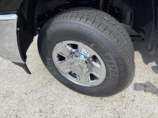 2025 RAM 2500 Tradesman Crew Cab 4x4 6'4' Box
